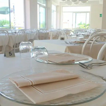 Hotel Delfino Milano Marittima